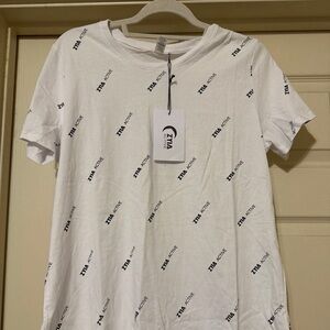 NWT Zyia Active women's Pattern Swoop Logo t-shirt Size L
